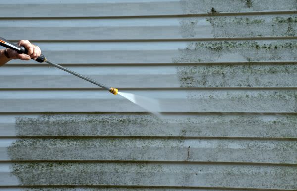 House Pressure Cleaning in Waukesha
