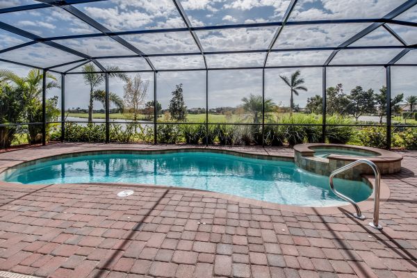 Pool Enclosure Cleaning in Waukesha