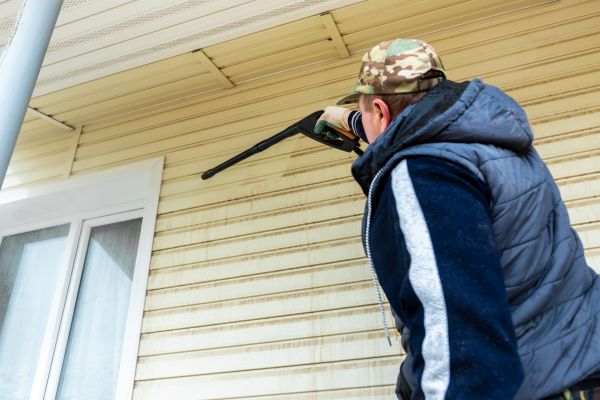 Vinyl Siding Pressure Cleaning in Waukesha