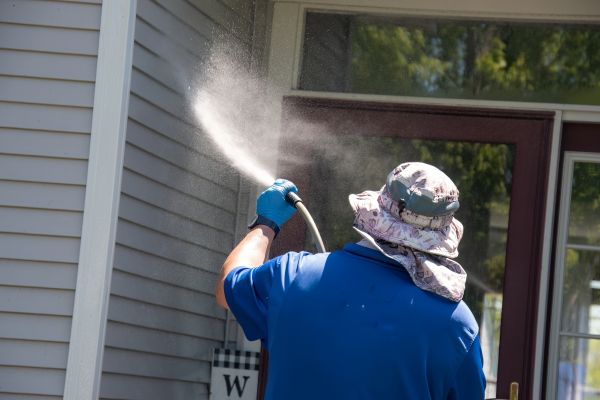 Siding Pressure Washing in Waukesha